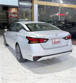 نيسان ألتيما